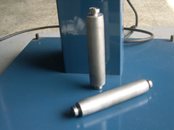 使用滾筒作為外徑基準，各種尺寸成本低廉。-UL-150